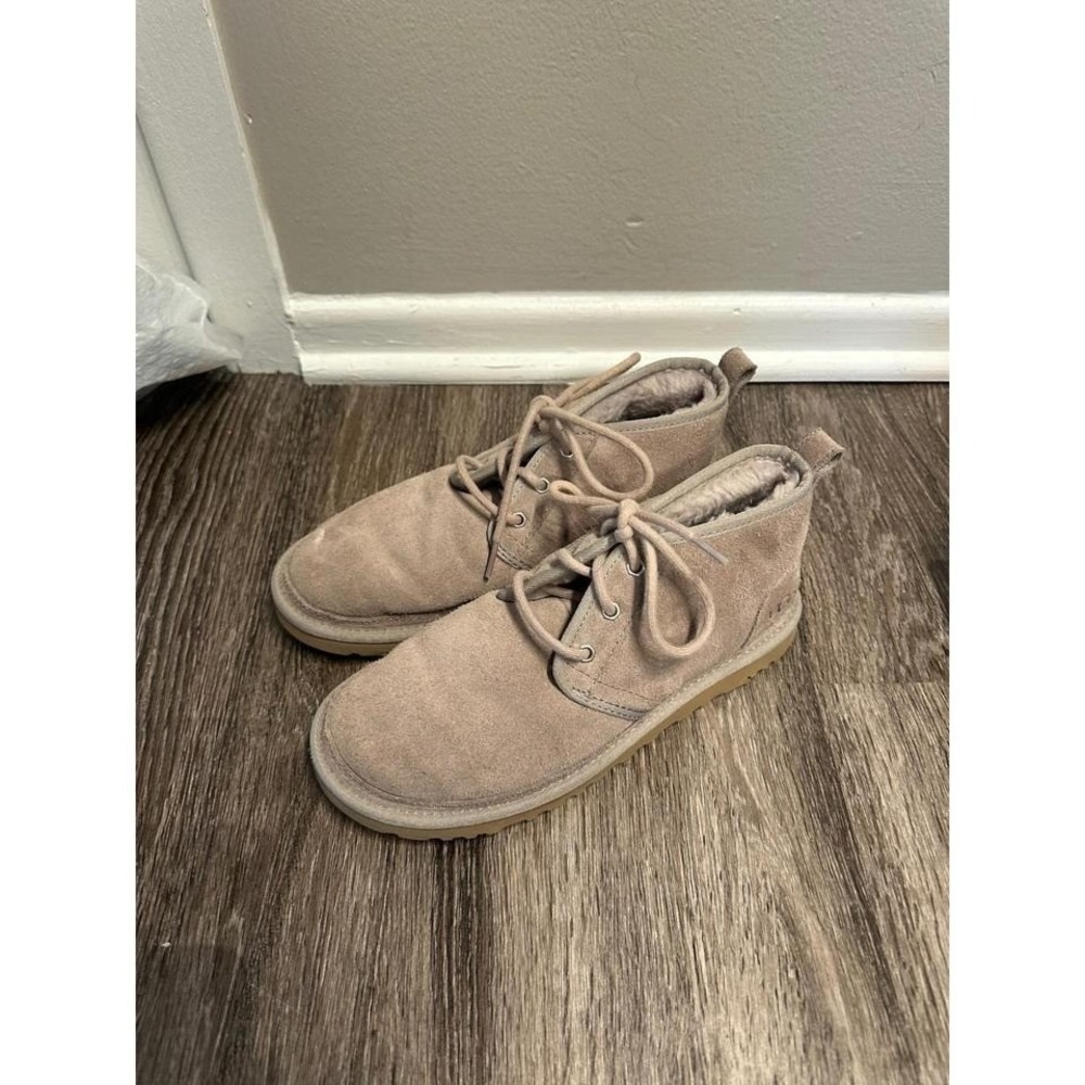 UGG Neumel Suede Lace Up Chukka Boots Taupe Tan 1094269 Womens 9